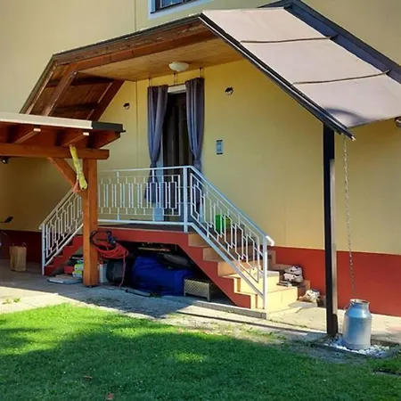 Apartment Quiet Close To Town