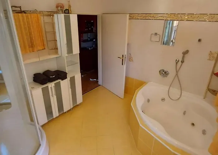 شقة Quiet Close To Town *