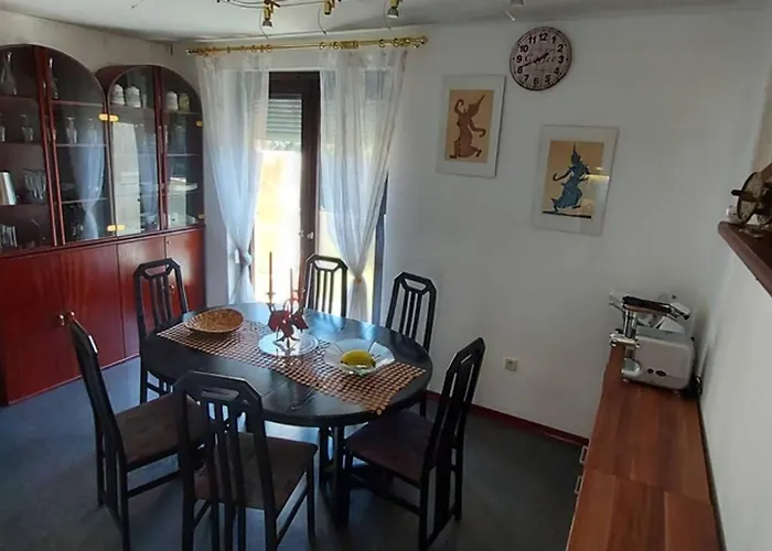 Quiet Close To Town شقة فيلاخ